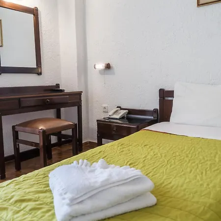 Holidays Hotel 3*