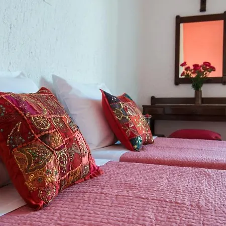 Hotel Holidays